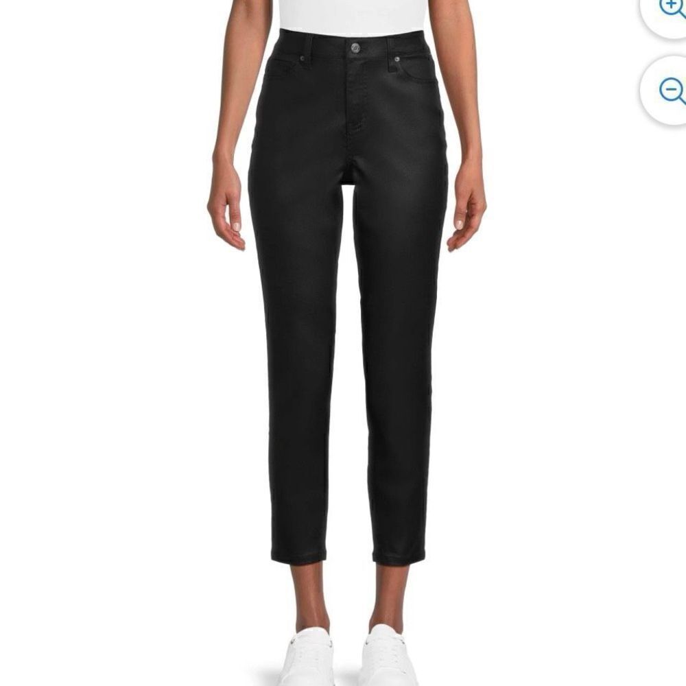 Time and Tru NWT coated black skinny pant size 6